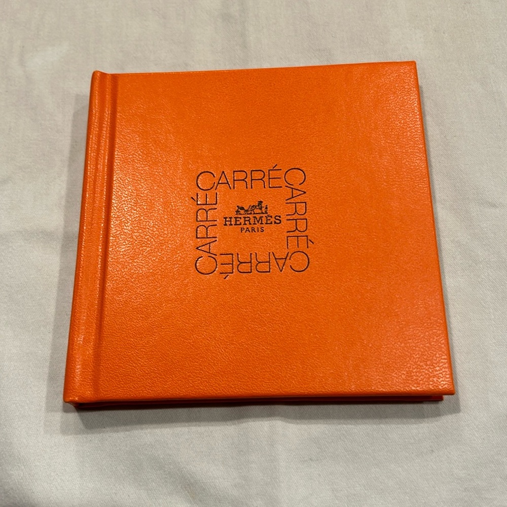 1998 Hermes Carre Hardback Book